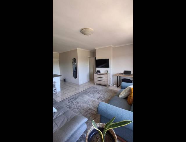 2 BEDROOM PROPERTY TO RENT IN KLEINBRON PARK